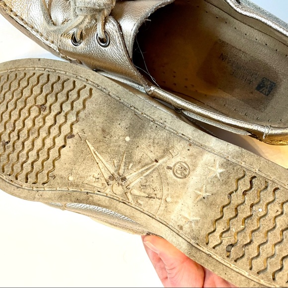 White Mountain gold deck shoes, size 9w - Picture 5 of 5